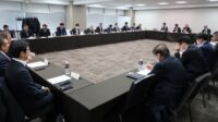 第4回定例委員会が開催されました。